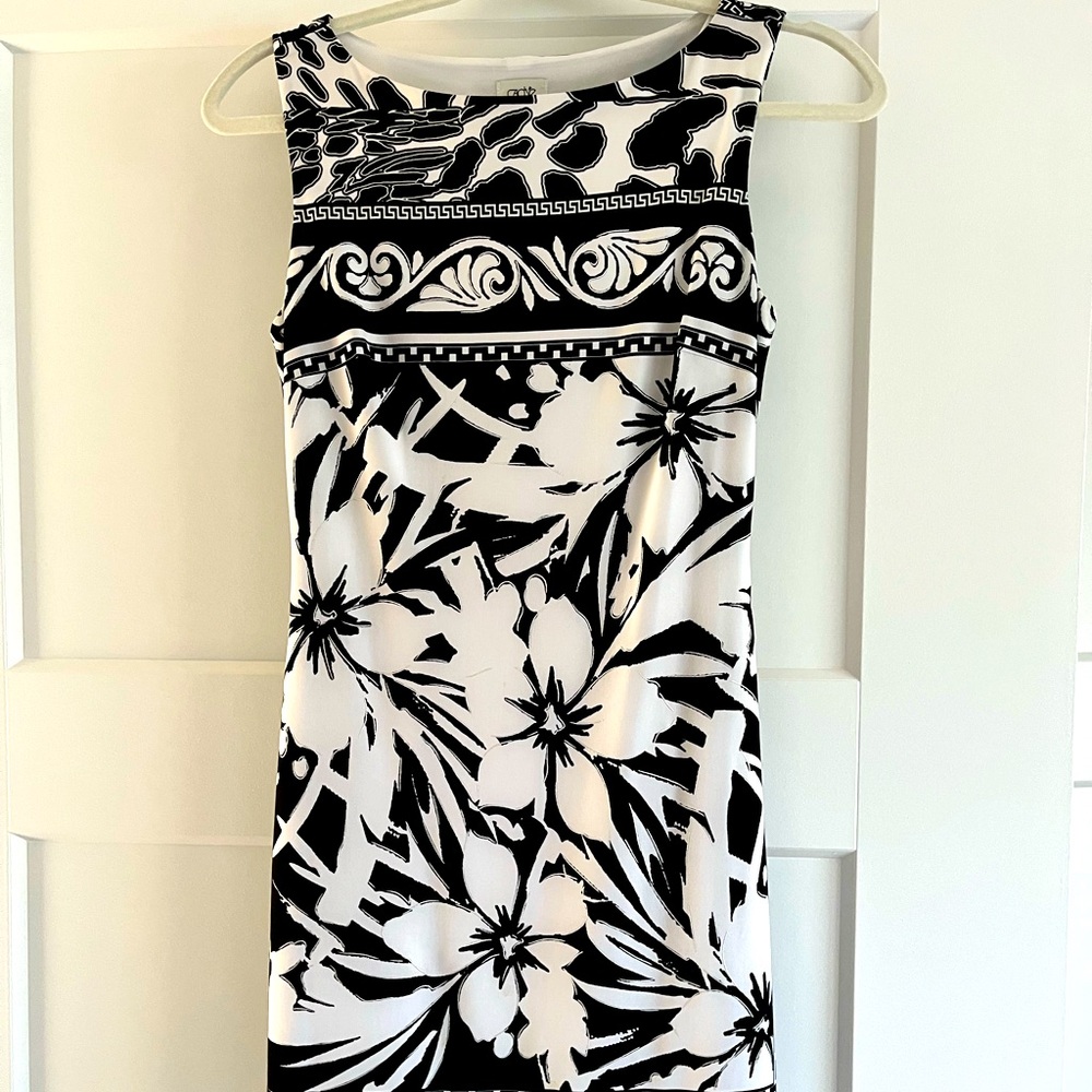 Women’s dress
